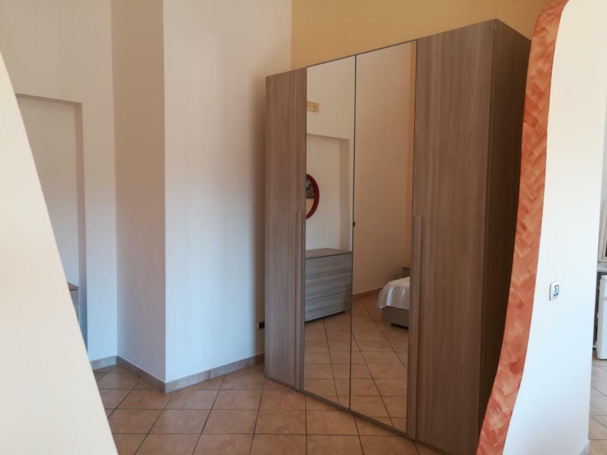 Вілла Dolce Casa Sara Collemeto Екстер'єр фото